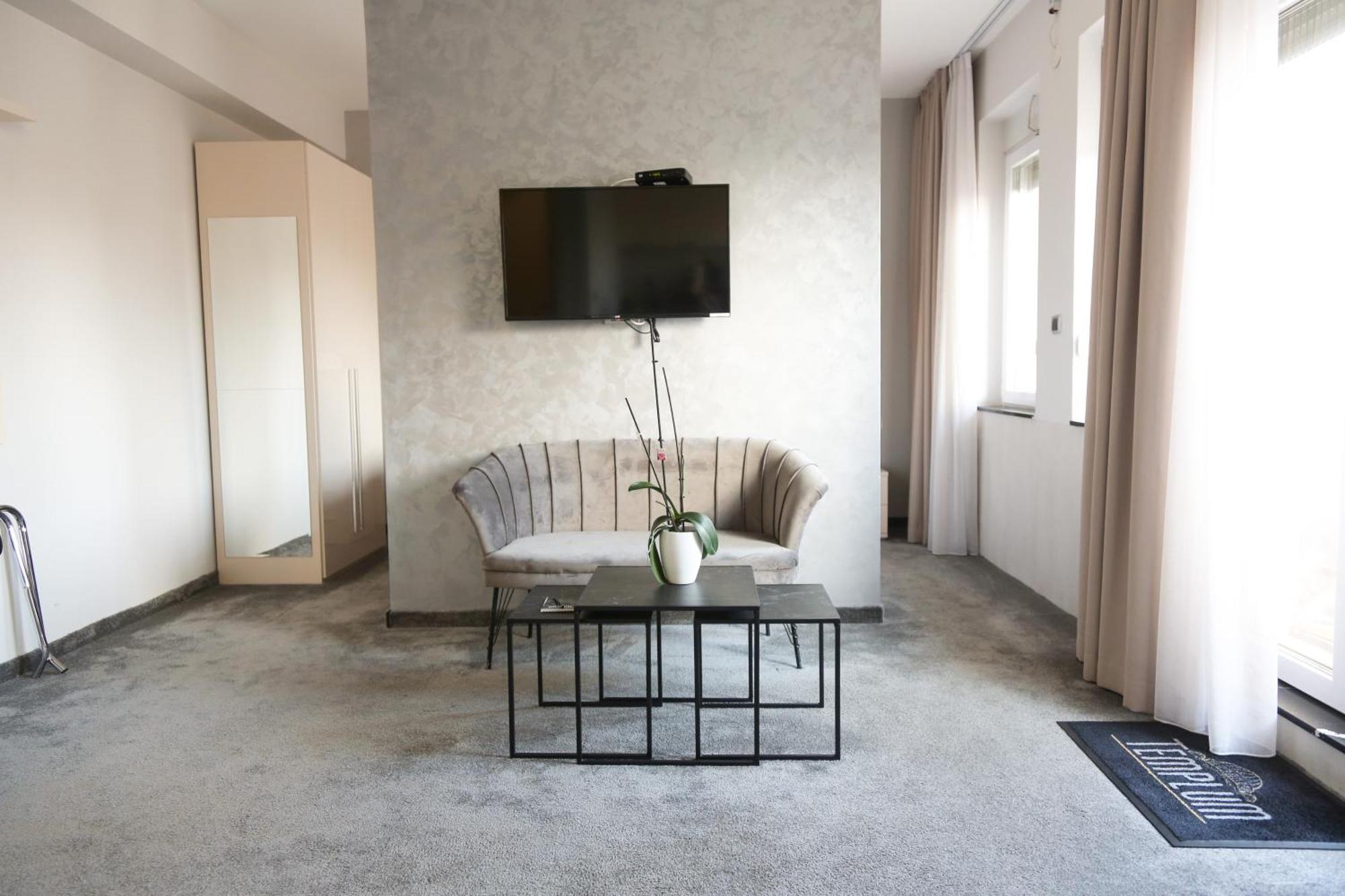 Templum Apartments - Slavija Square Beograd Eksteriør bilde